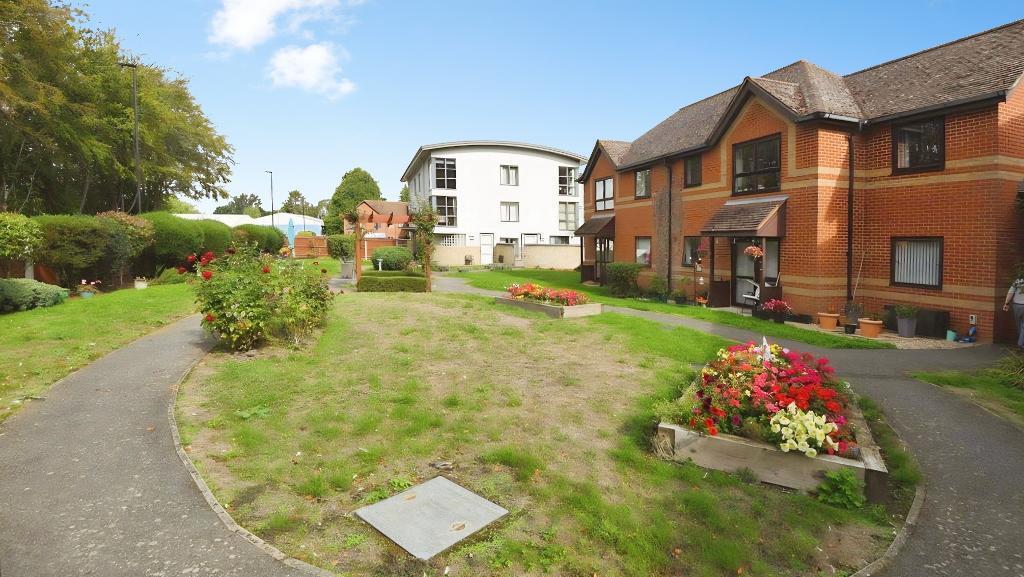 Apartment in Peterborough - View 2