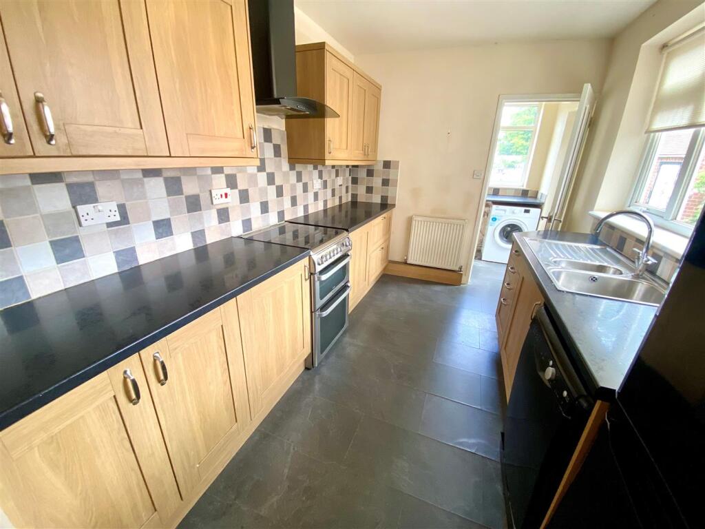 House in Coventry, Chapelfields - View 2