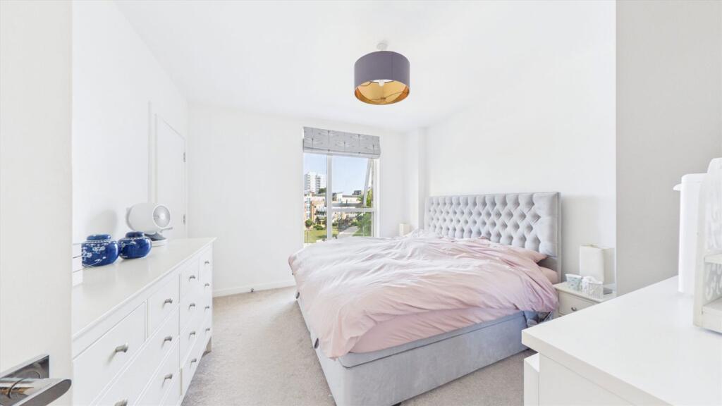 Apartment in London - View 3