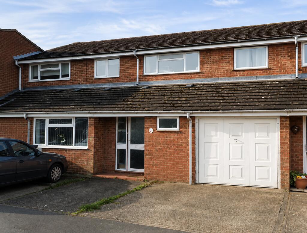 3-bed terraced on Winstanley Road, Saffron Walden, Essex, CB11, £305,000