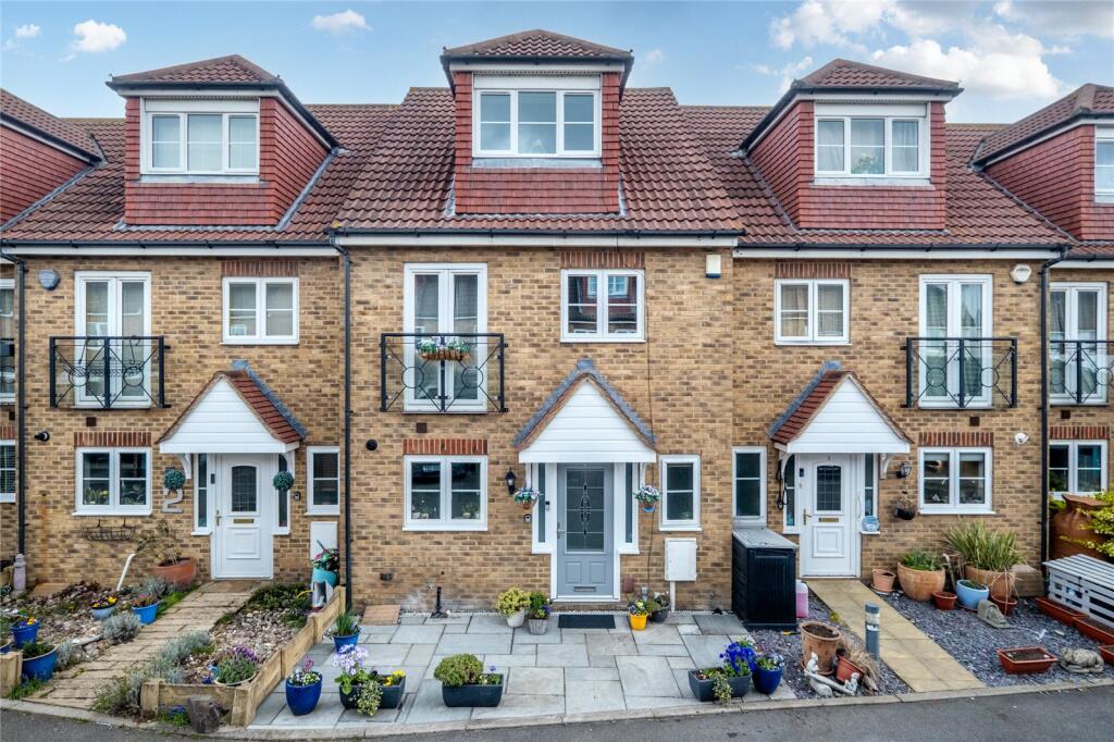 Main image of property: Mariners View, Gillingham, Kent, ME7