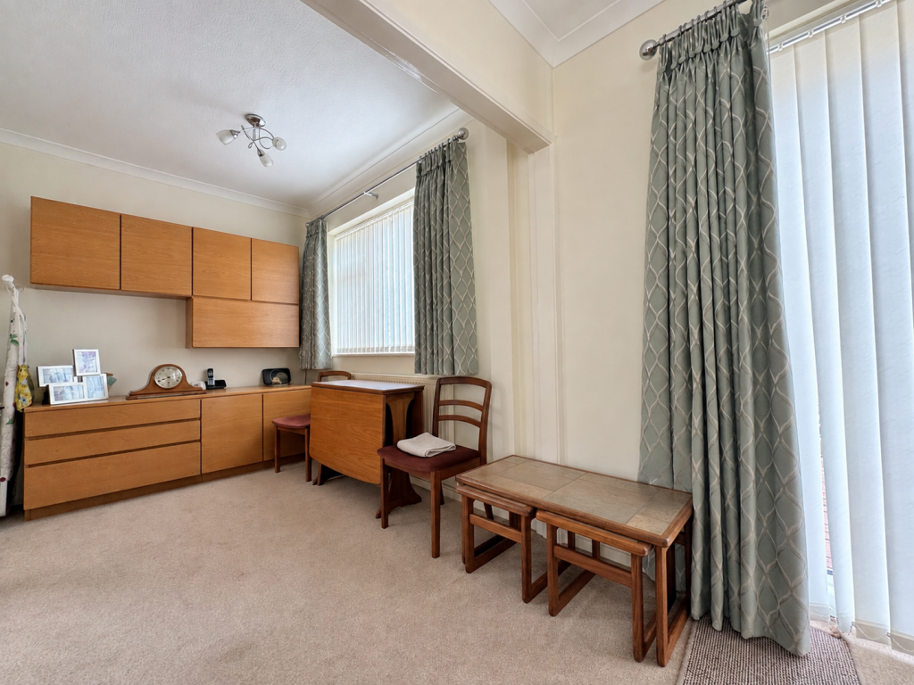 House in Leicester - View 5