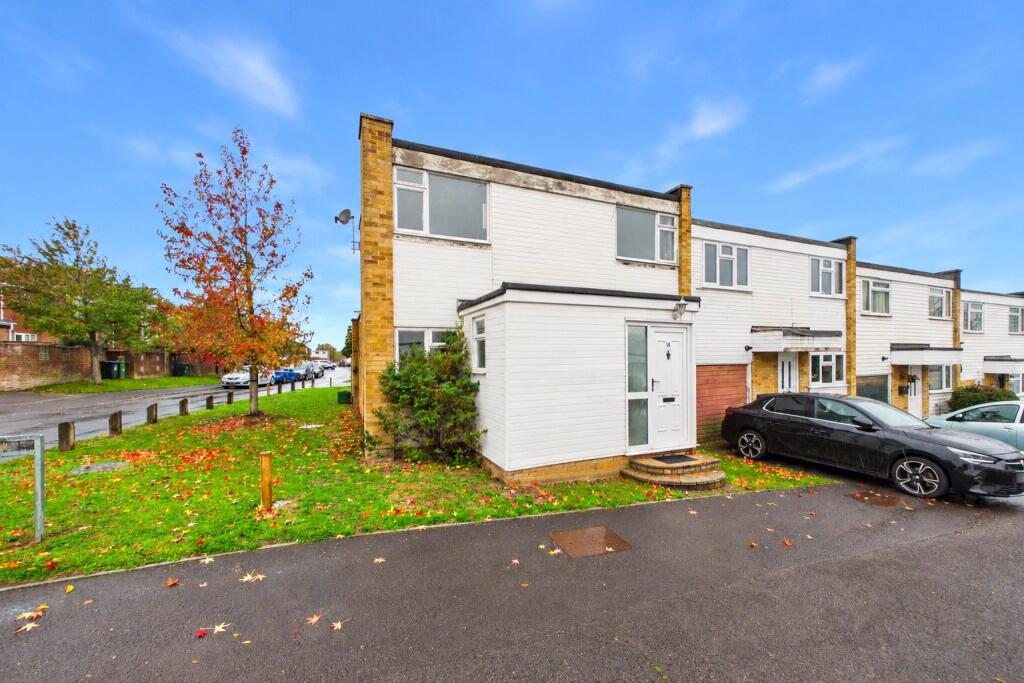 3-bed terraced on Hamble Court, Basingstoke, Hampshire, RG21, £290,000