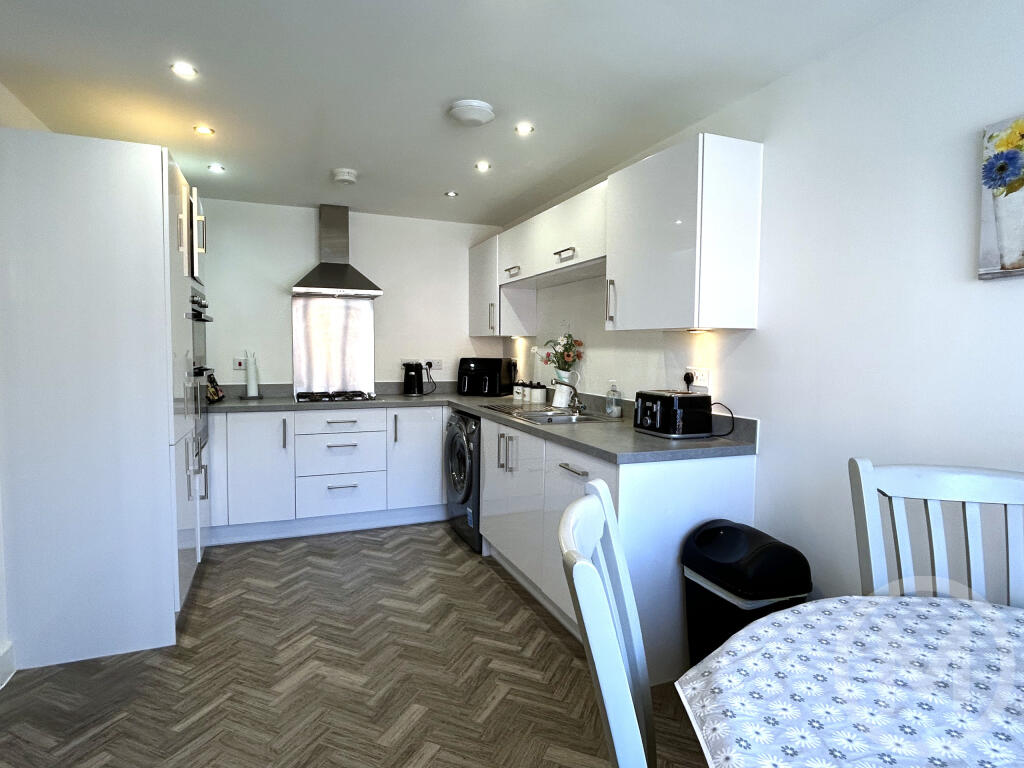 Eagle Drive, Anchorsholme photo 4