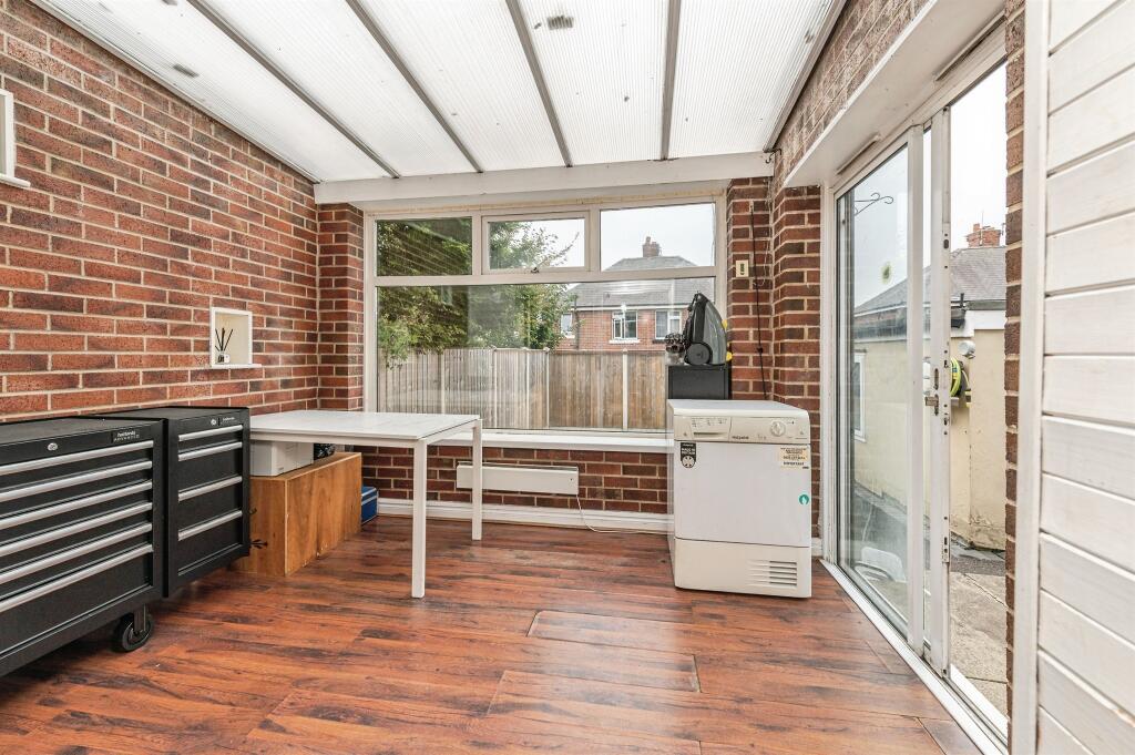 House in Wakefield - View 3