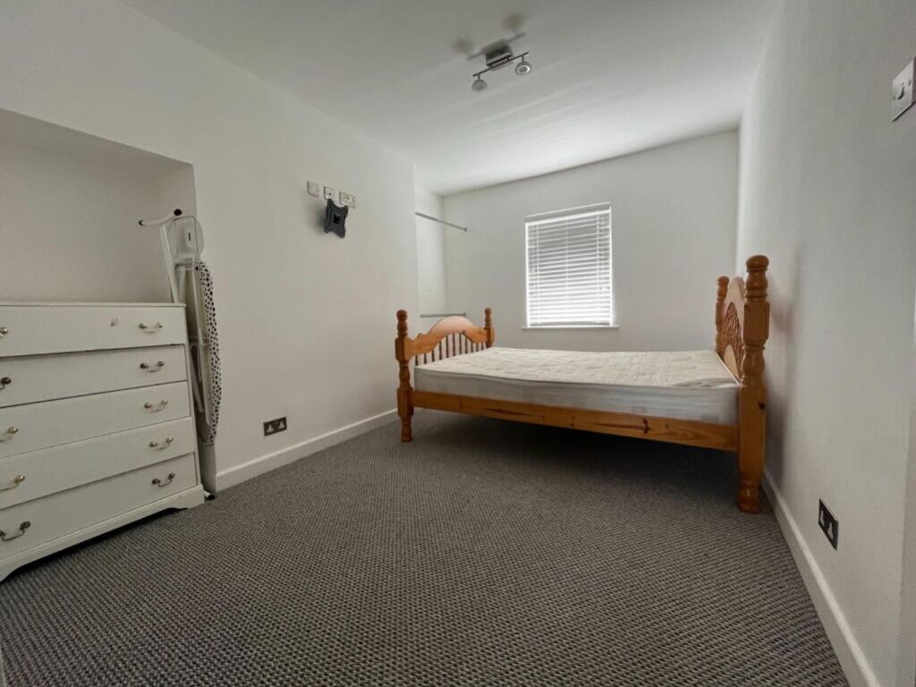 Apartment in Lincoln - View 4