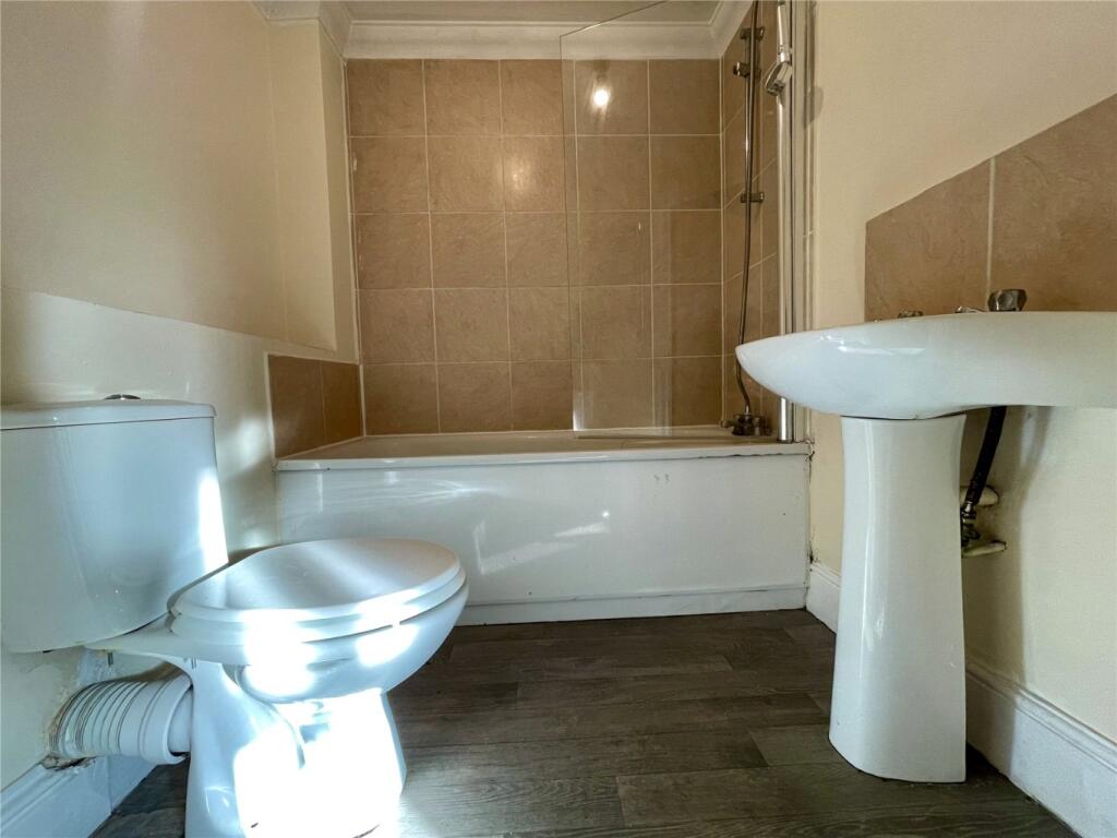 518 Wimborne Road, Bournemouth, Dorset, BH9 photo 4