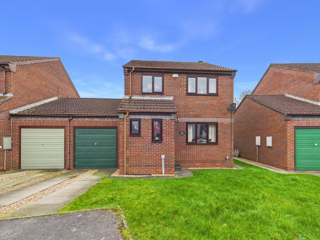 Main image of property: Low Meadow, Selby, YO8