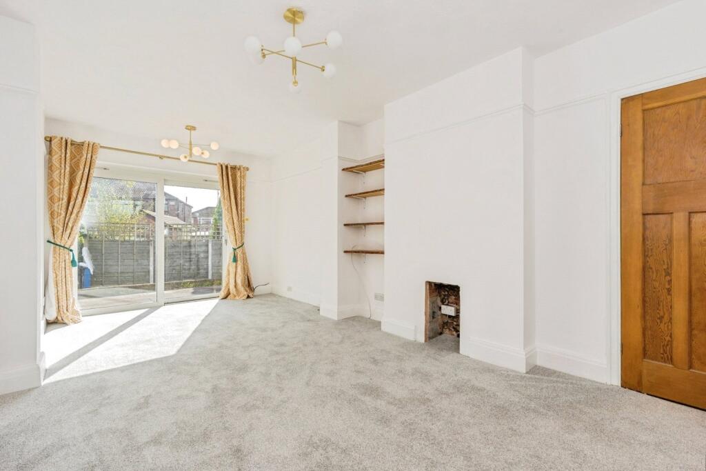 House in Trafford, Greater Manchester - More