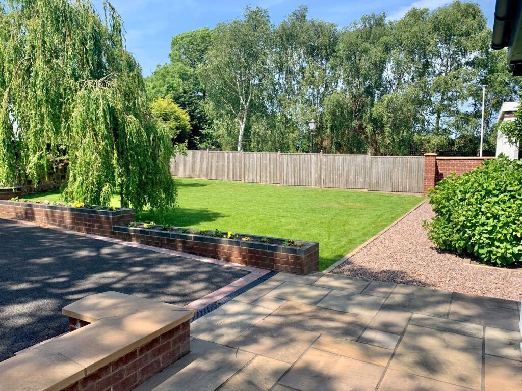 House in Wirral, Liverpool City Region - More