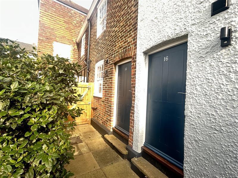 Main image of property: Wincheap, Canterbury