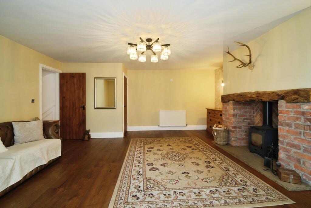 House in Bolton - View 5
