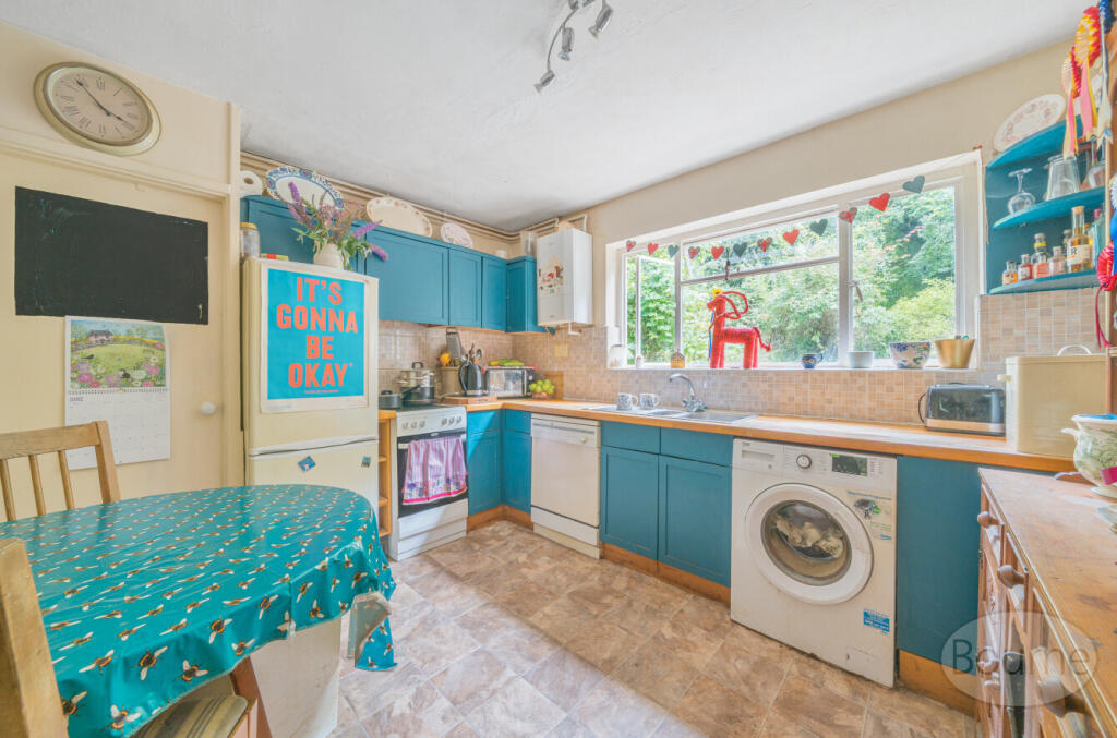 Kings Hill, Beech, Alton, Hampshire, GU34 photo 4