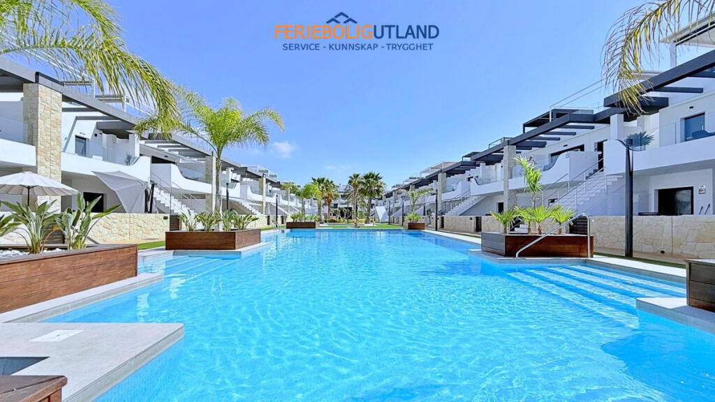 Main image of property: Valencia, Alicante, Punta Prima