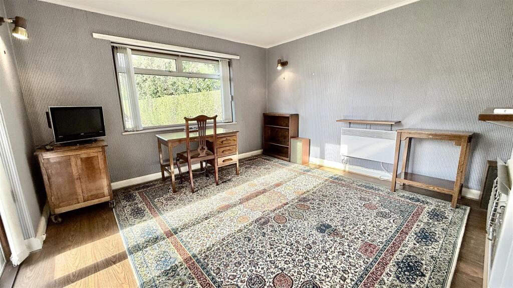 Additional image 4 of Blackthorn Close, Bournville, Birmingham