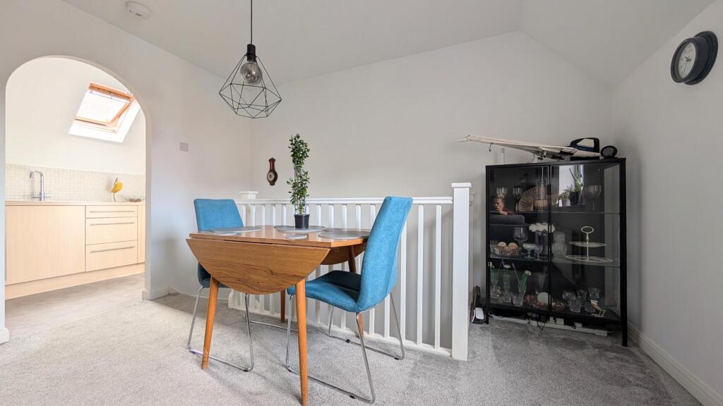 House in Taunton, Cotford St. Luke, Somerset - View 5