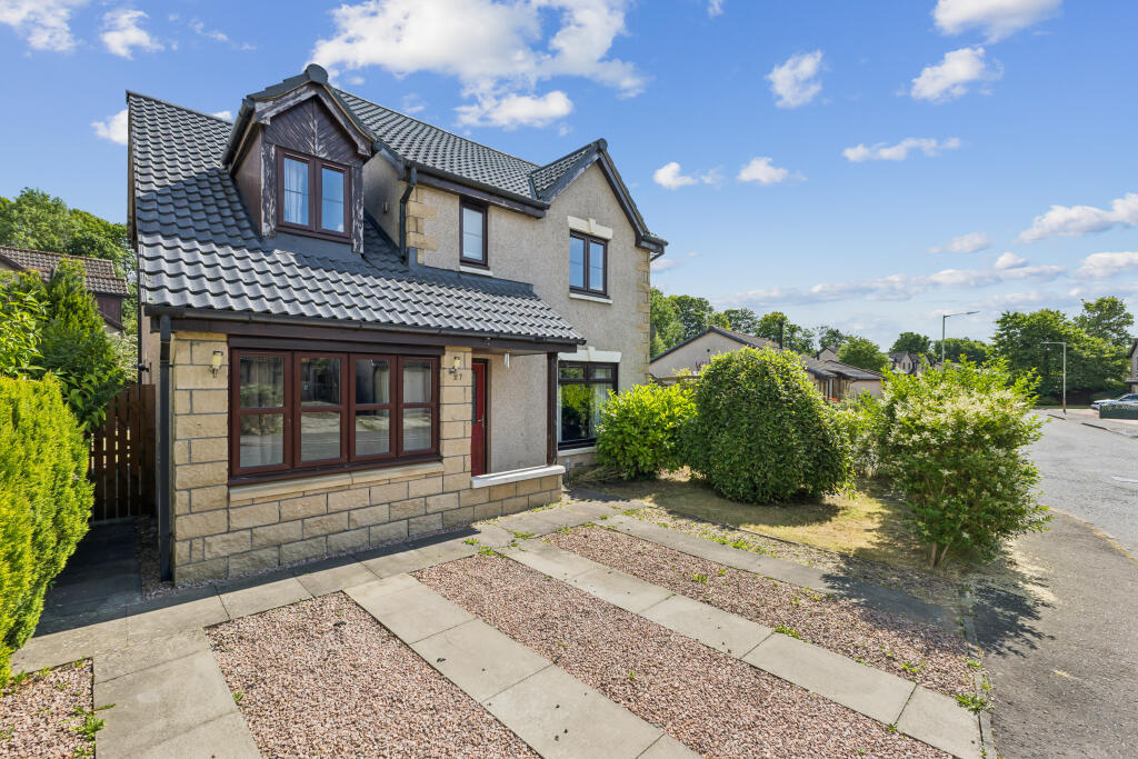 Main image of property: Innewan Gardens, Bankfoot, Perth, PH1