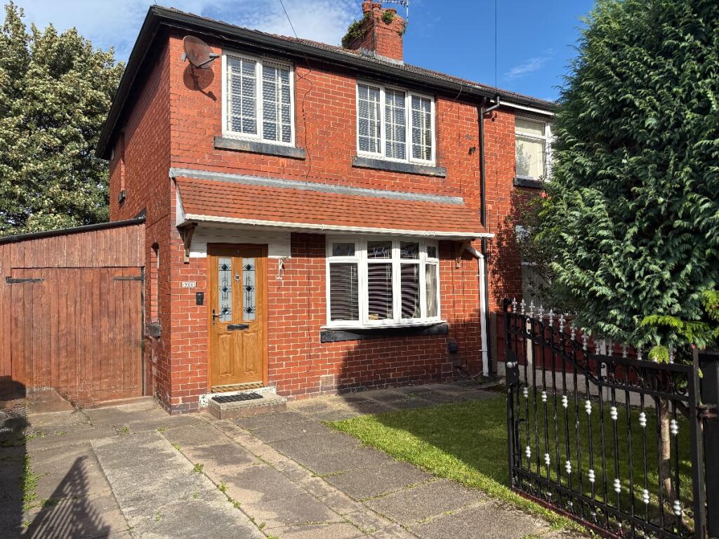 House in Bolton, New Bury - View 5