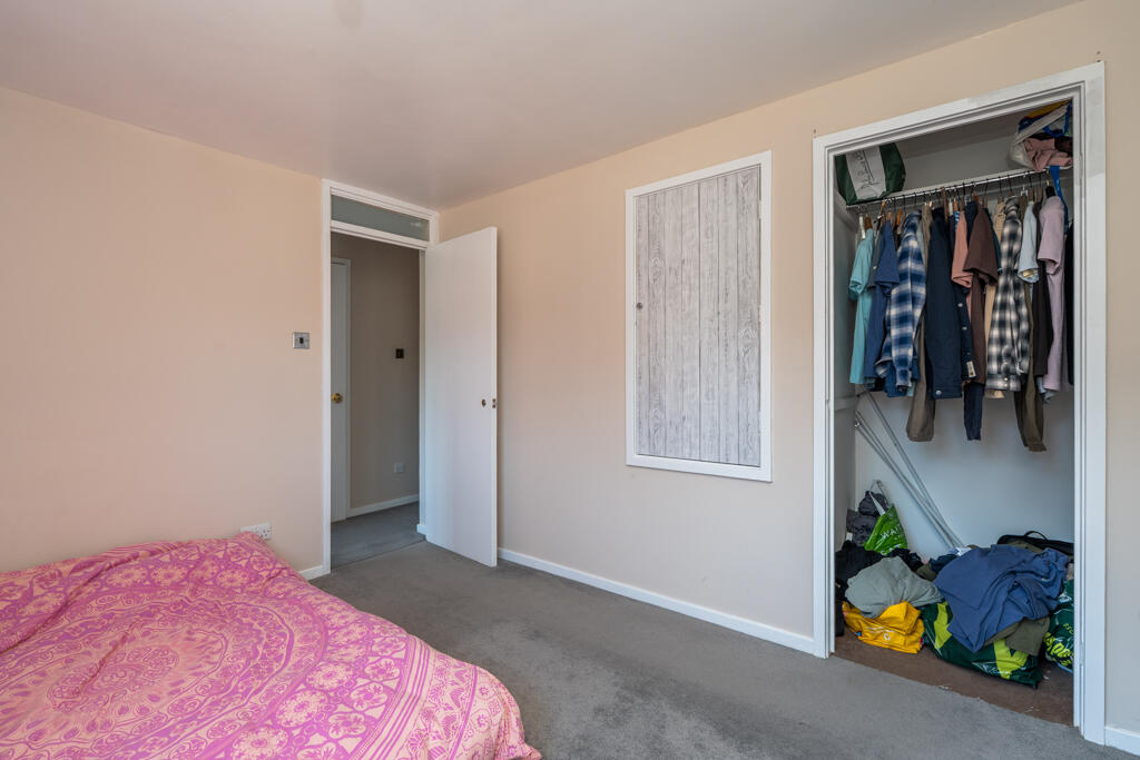 House in Eastleigh, Lowford, Bursledon - More