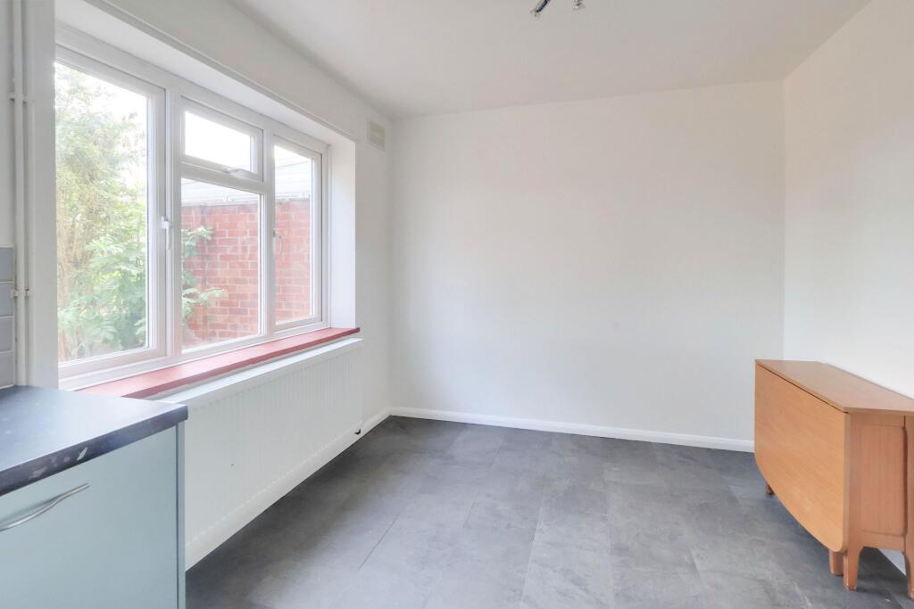 House in London - View 4