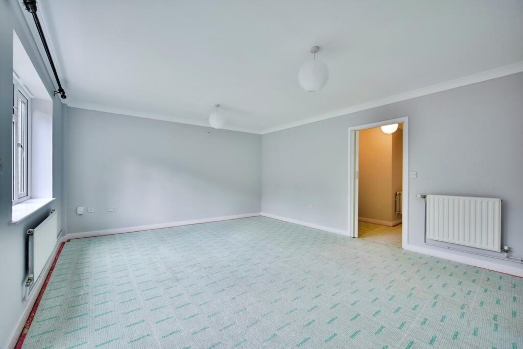 House in Rochester - View 5