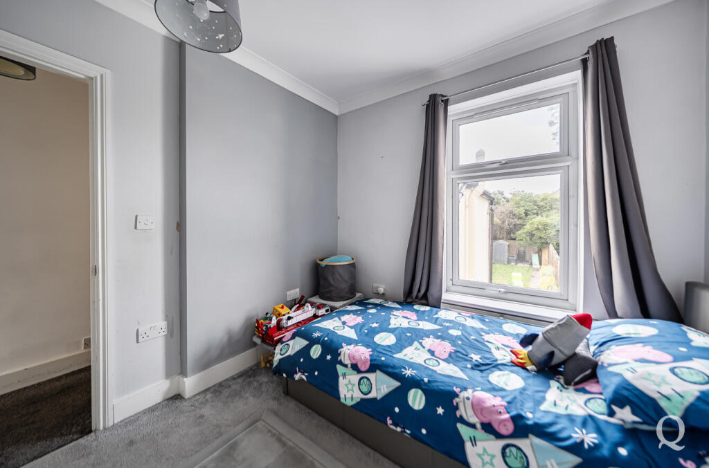 House in Swale, Grove Park, Chalkwell - View 4