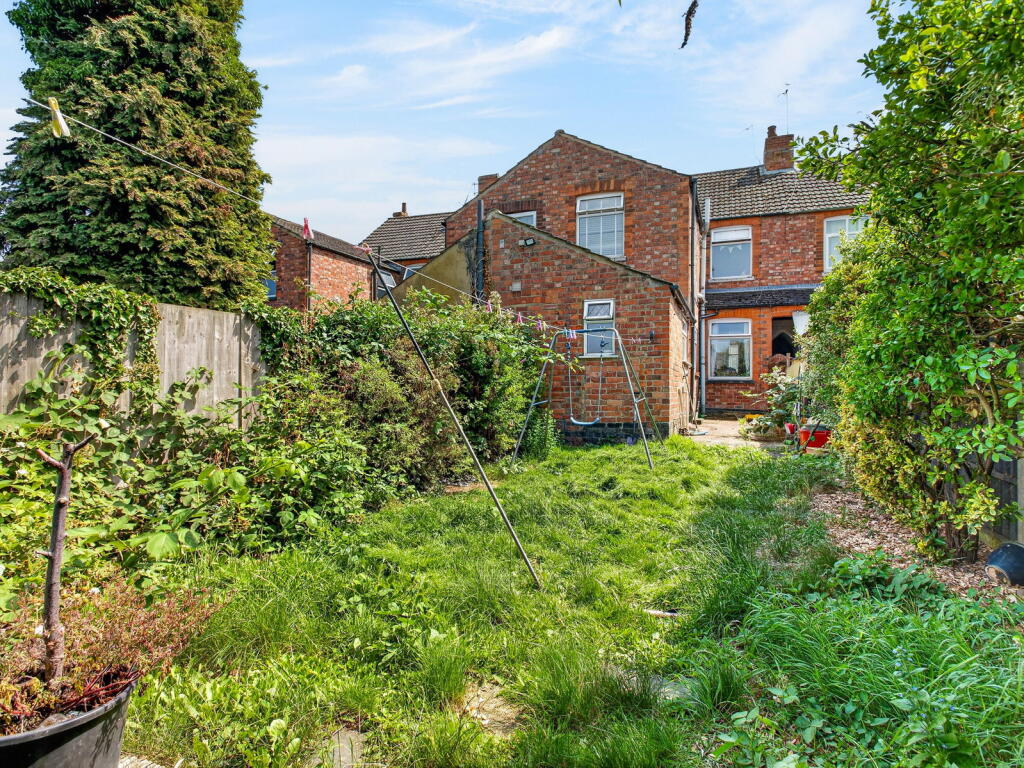 House in Kettering, Avondale - View 2