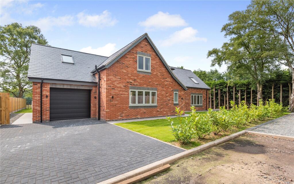 4-bed detached on Woodlands, 120C, Horncastle Road, Roughton Moor, Woodhall Spa, LN10, £695,000