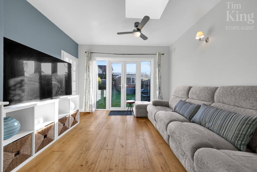 Drysdale Avenue, Chingford, E4 photo 2