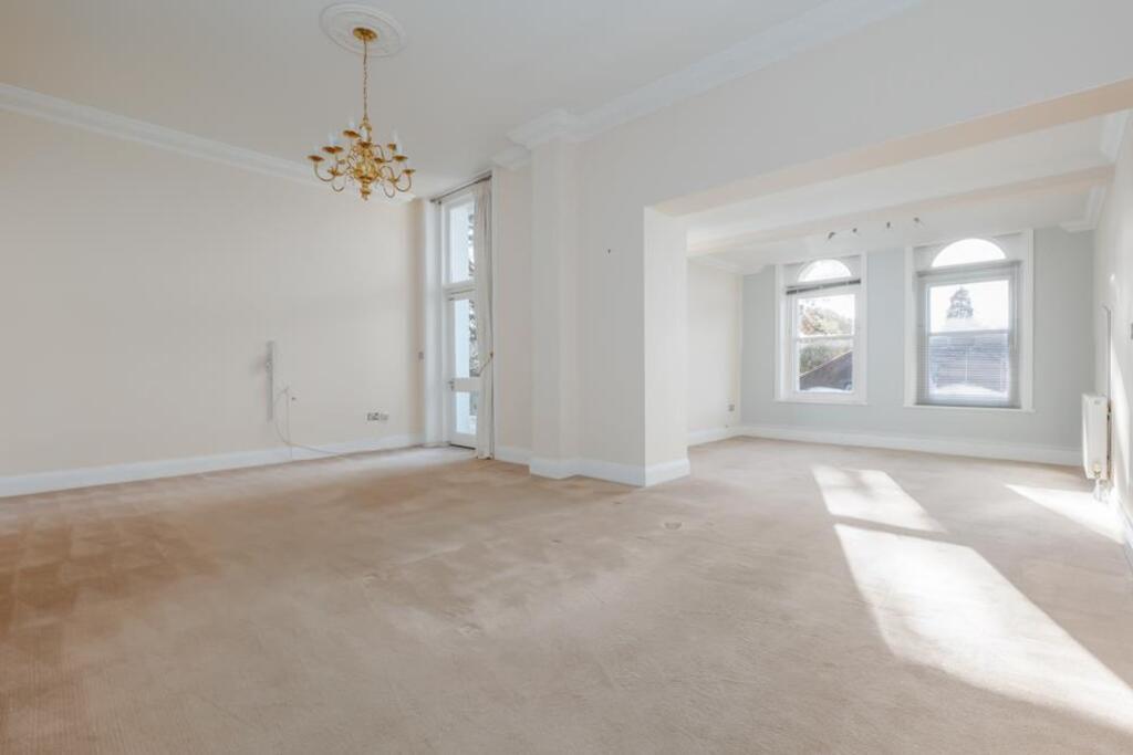 Apartment in Bournemouth - View 5