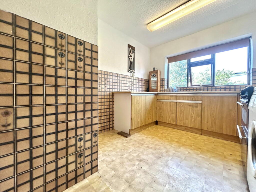 Brandon Close, Sedgley - View 5
