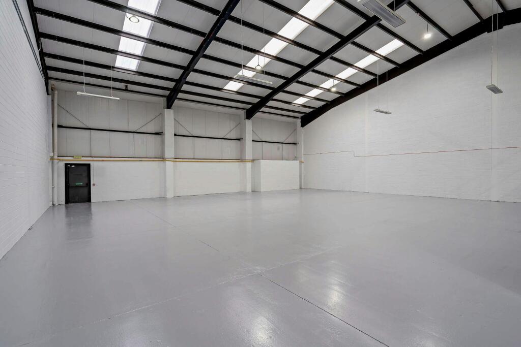 8636726interior29800.jpg