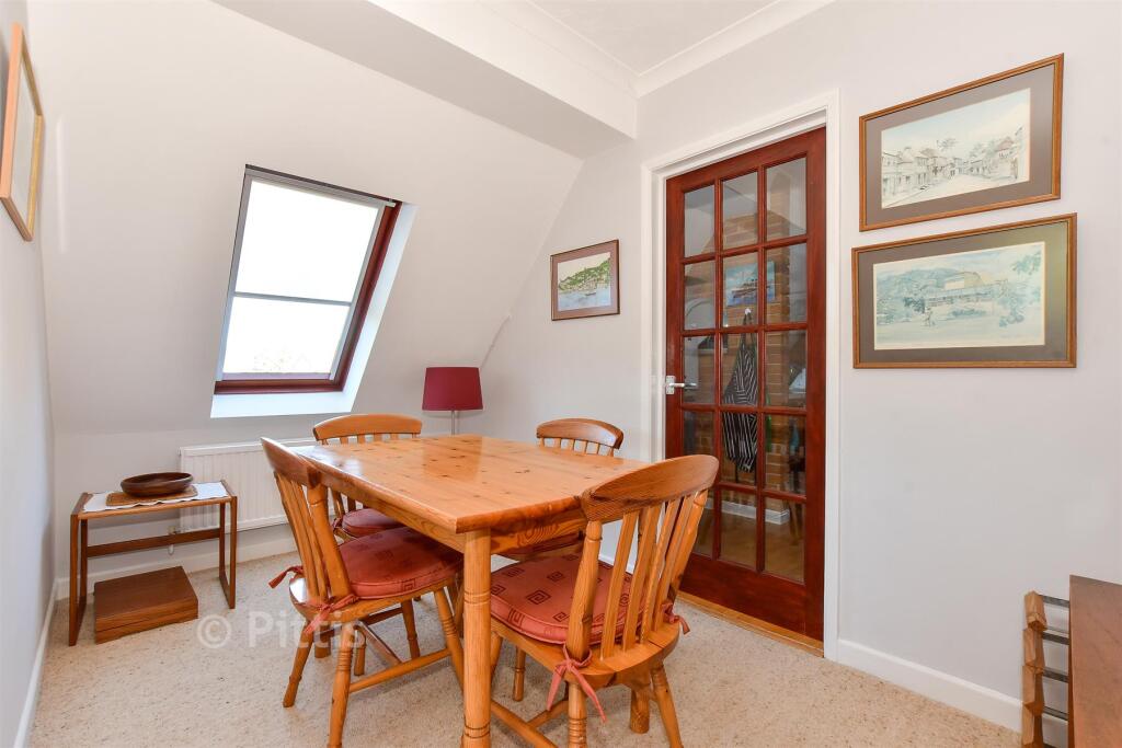 Apartment in Shanklin, Upper Hyde, Luccombe - View 2
