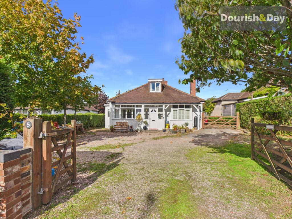 House in Newcastle-under-Lyme, Loggerheads
