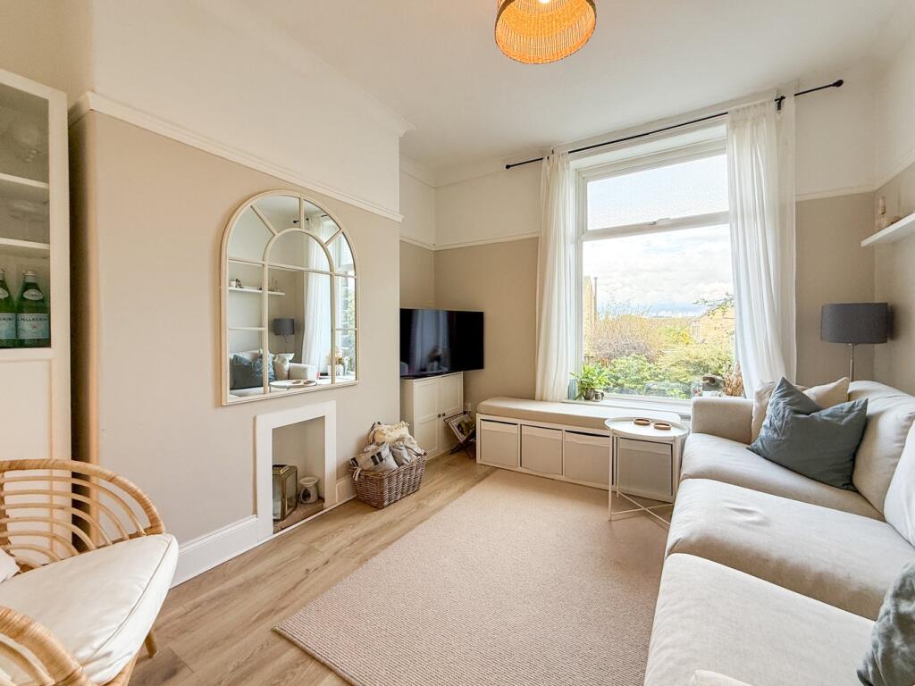 Sycamore Terrace, Honley, Holmfirth, HD9 photo 2