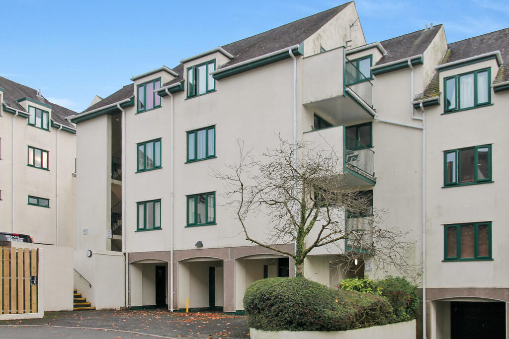 Main image of property: 31 Quarry Rigg, Bowness-on-Windermere, LA23 3DT