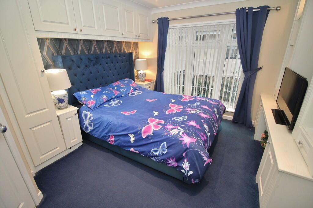 House in East Hampshire, Whitehill - View 5