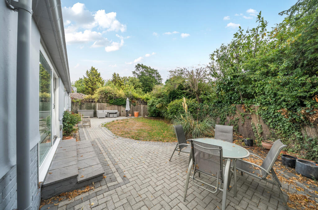 Yester Road, Chislehurst, Kent, BR7 photo 5