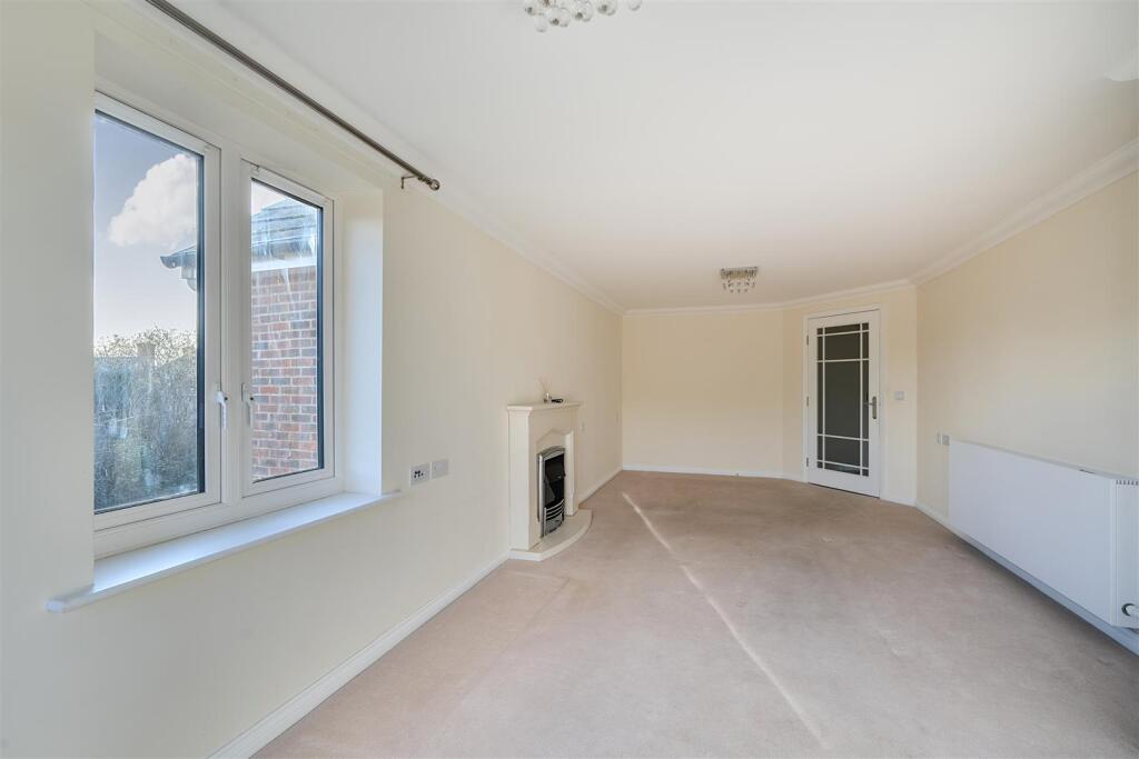 Additional image 3 of St Athelm Lodge, Wells, Somerset