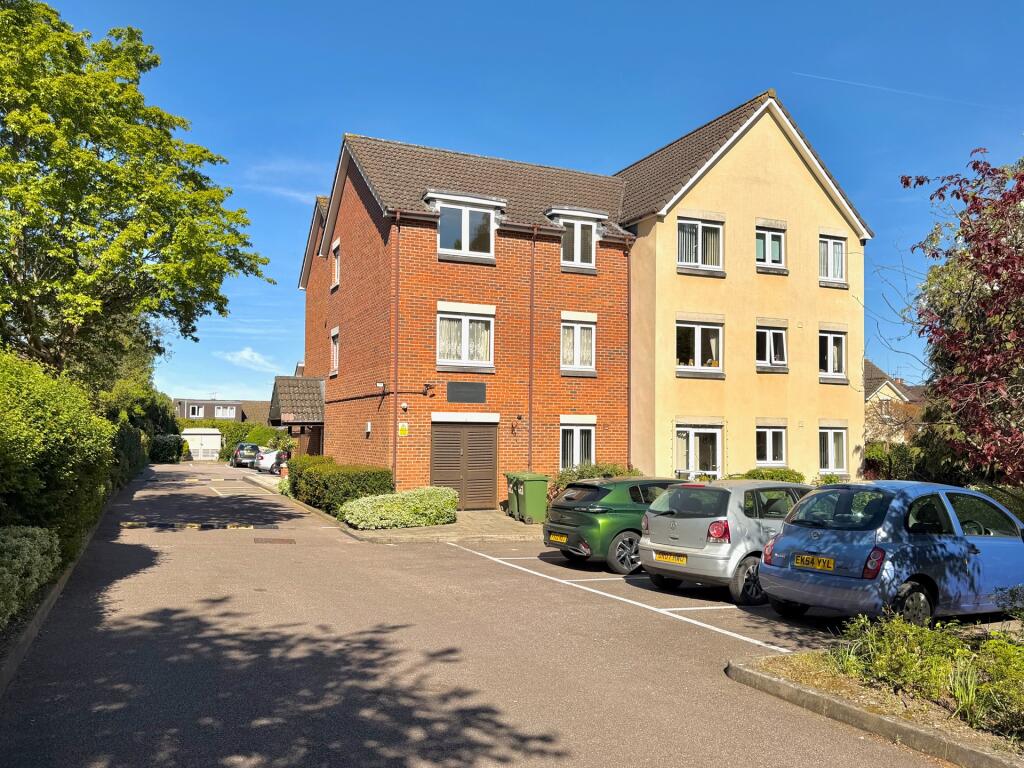 Main image of property: Sheepcot Lane, Watford, WD25