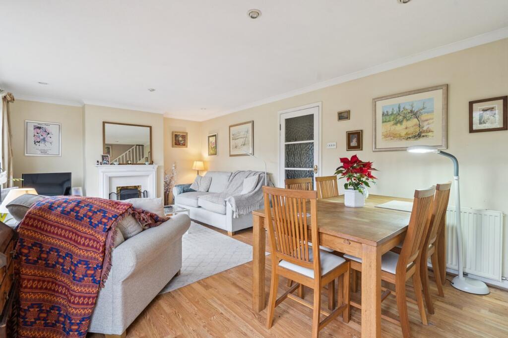 Royle Close, Chalfont St. Peter, SL9 photo 3