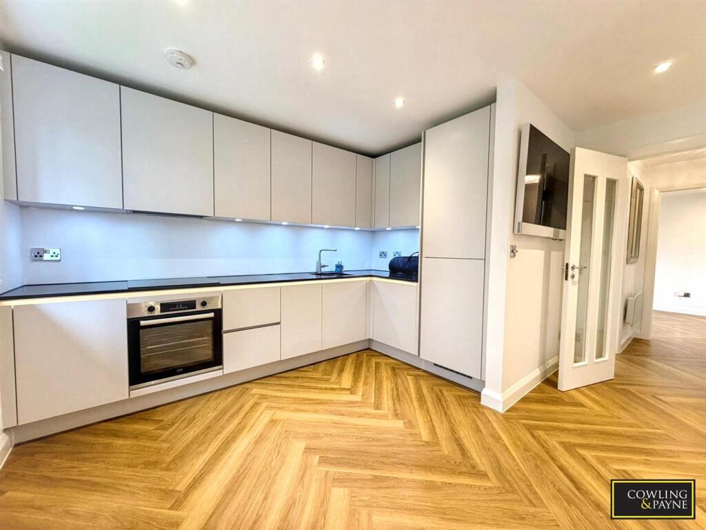 Bradwell Green, Hutton, Brentwood - View 6