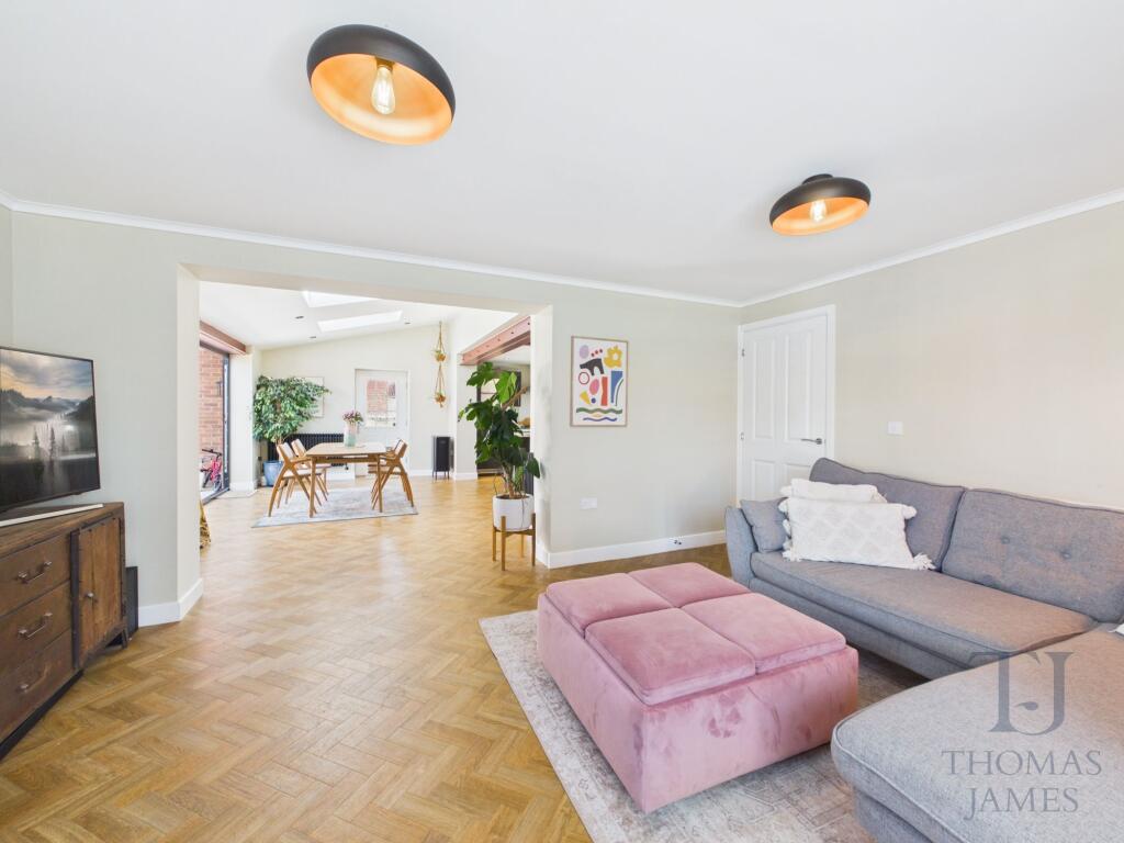 House in Nottingham - View 5