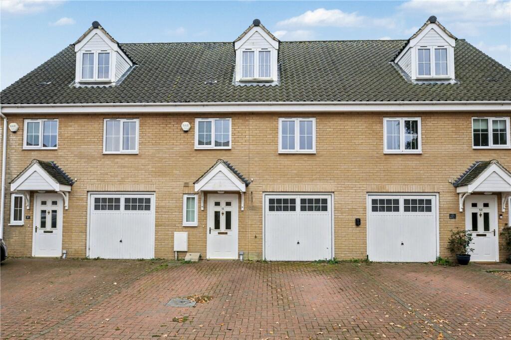 Main image of property: Wellesley Close, Poringland, Norwich, Norfolk, NR14