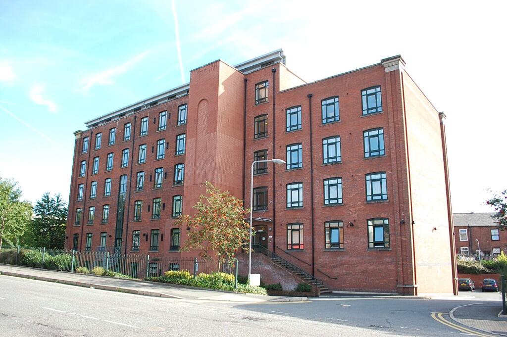 Main image of property: Mossley Road, Ashton-under-Lyne, Greater Manchester, OL6