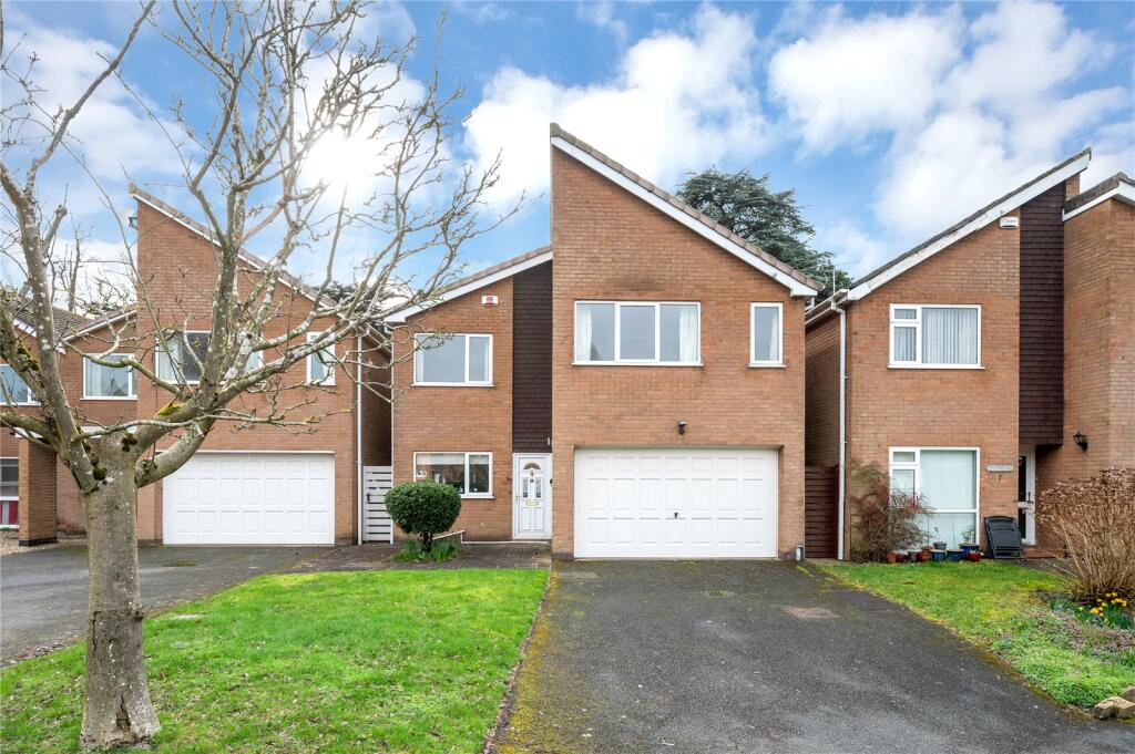 Main image of property: Avenue Gardens, Stoneygate, Leicester, LE2