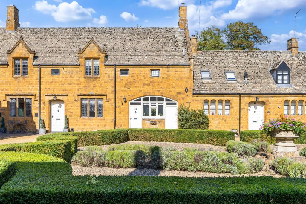 Main image of property: Avon Carrow, Avon Dassett, Southam, Warwickshire, CV47