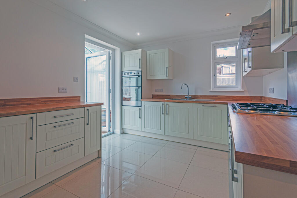 Black Tiles Lane, Martlesham, IP12 4SP photo 3