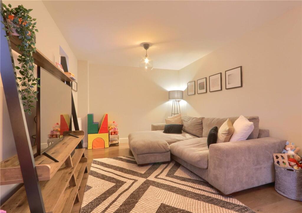 House in Stockton-on-Tees - View 4