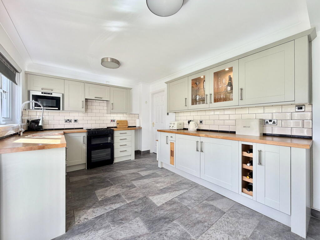 House in Falkirk - View 4